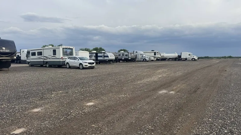 RVs and motorhomes parked at Dziuks